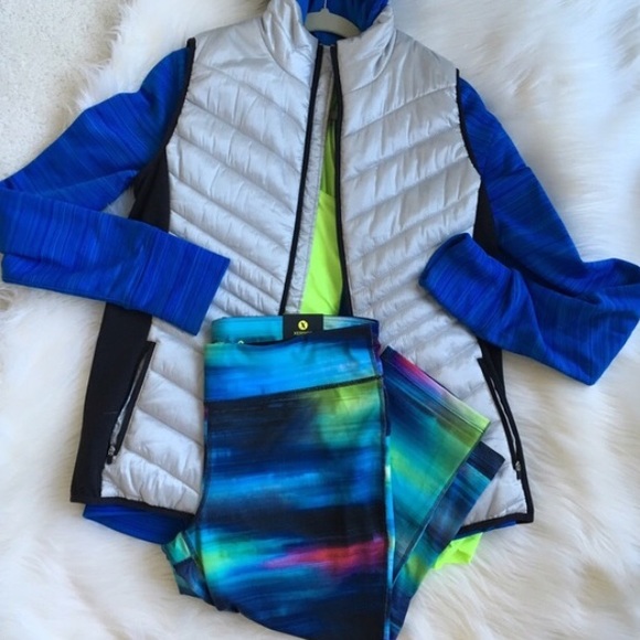 NWOT Xersion hoodie - Picture 6 of 6